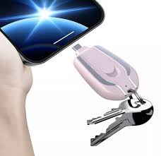 🔋🌸 Mini Cargador Portátil Rosado para iPhone – Tu energía de bolsillo 🌸🔋